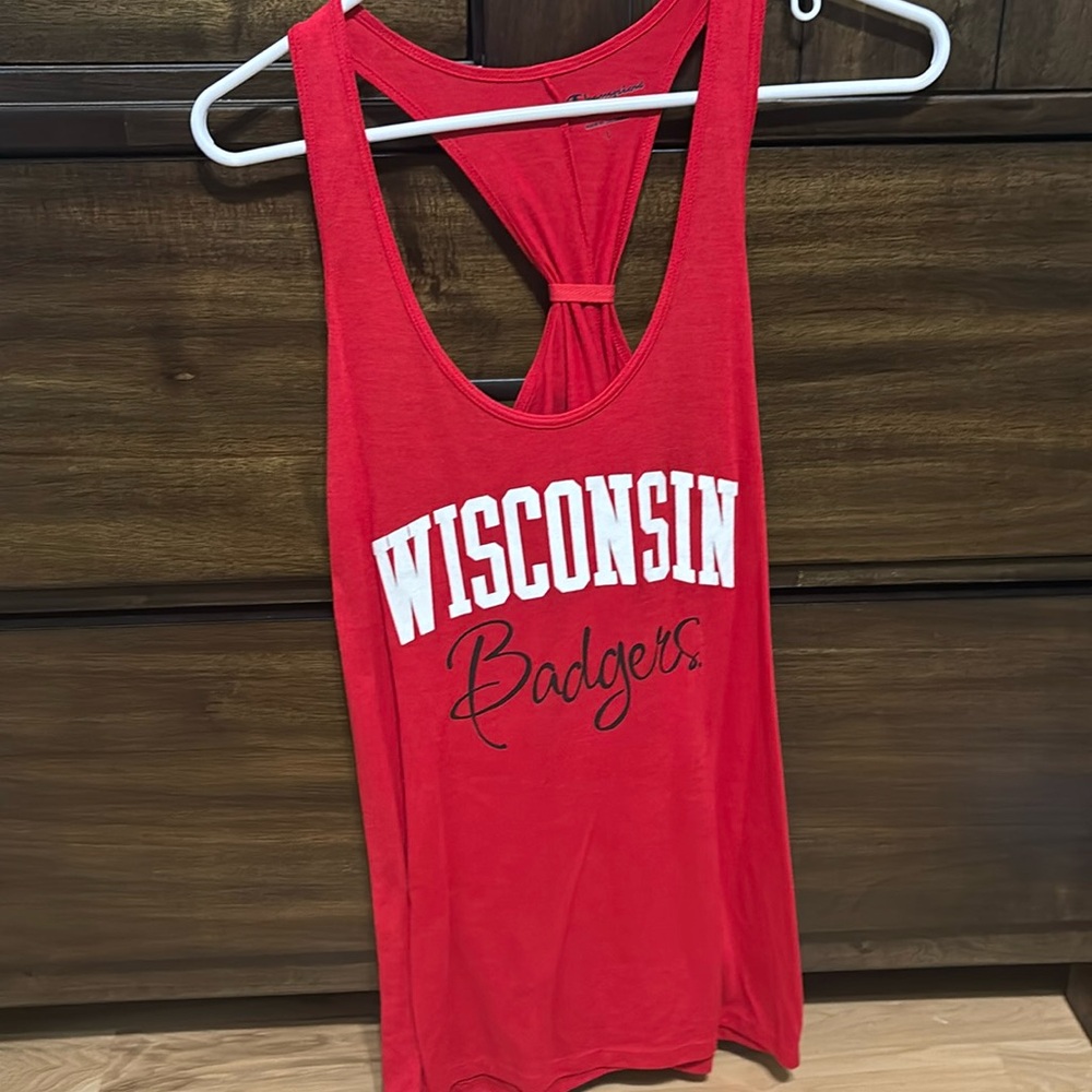 Wisconsin badgers women’s tank